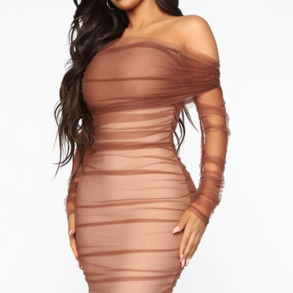 Fashion Nova Dresses & Skirts - Fashion Nova Ruched And Ready Bandage Midi Dress - Taupe Size S